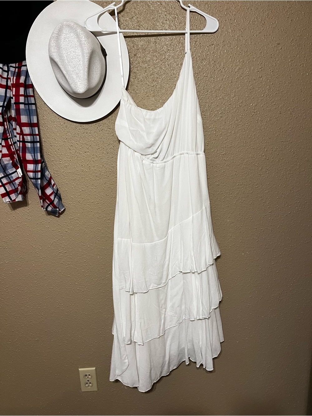 Lulu's White Tiered Spaghetti-Strap Maxi Dress
